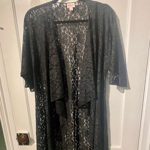 Black lace Lularoe Shirley kimono